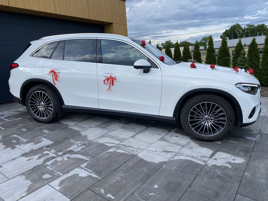 Mercedes GLC Biała perła Samochód do ślubu wraz z kierowcą