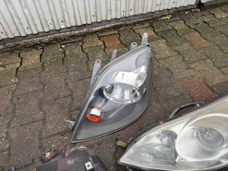 фари передні Ford Fiesta 5 Peugeot 407