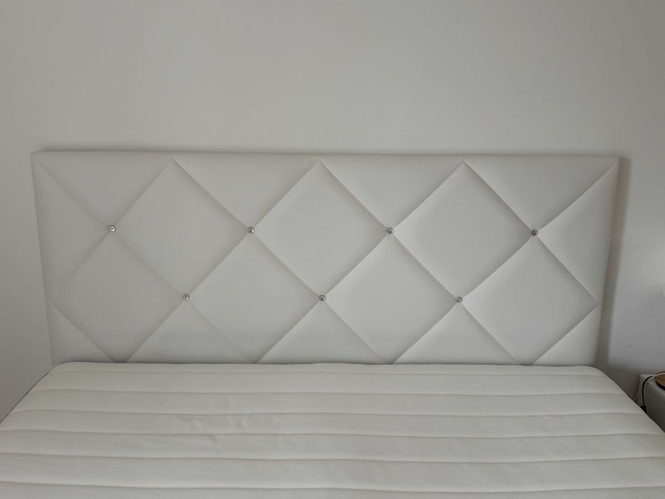 Cabeceira de cama tamanho queen, modelo Diamond