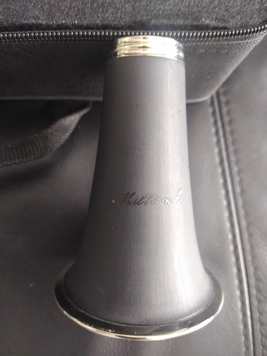 Clarinete novo Millbrook com pastilhas Yamaha