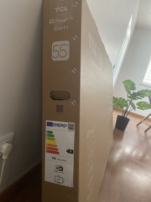 Nova TV TCL de 55 polegadas nova em caixa