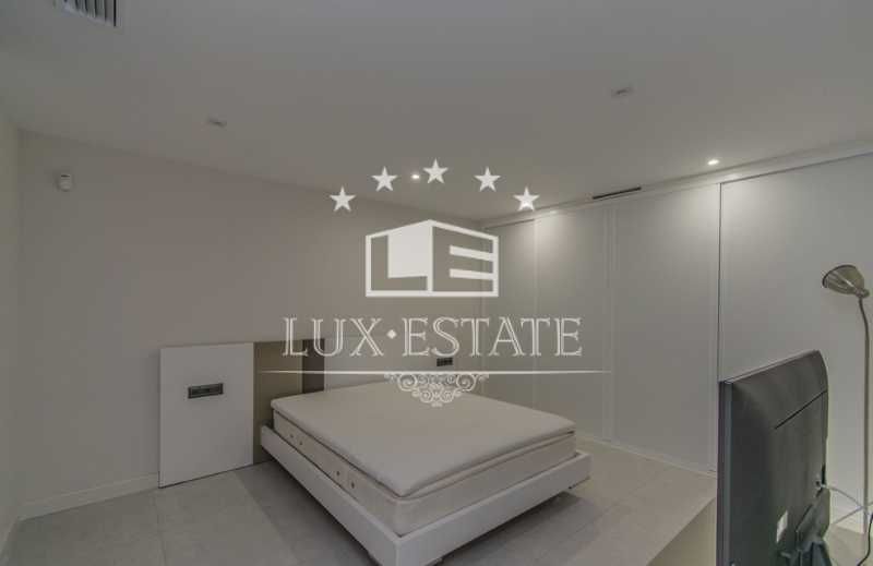 Современная вилла в одном из Престижных мест МАРБЕЛЬИ