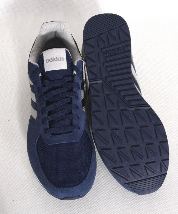 Buty ADIDAS 8K B44669.  Rozm 44 Nowe !!