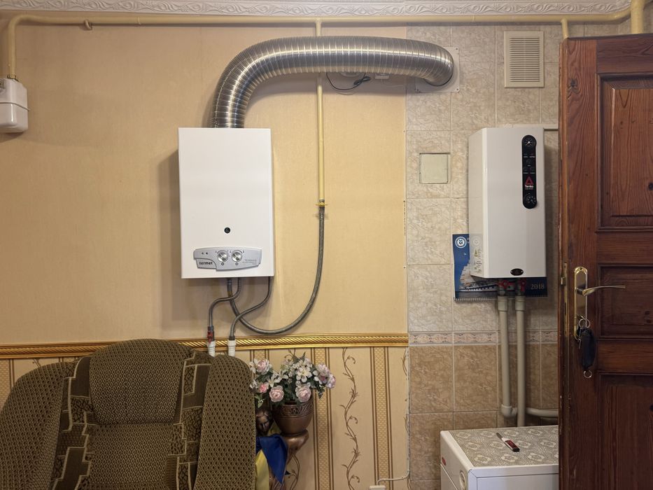 Продаю  2-х этажн дом Центральный район улица 9я Военная