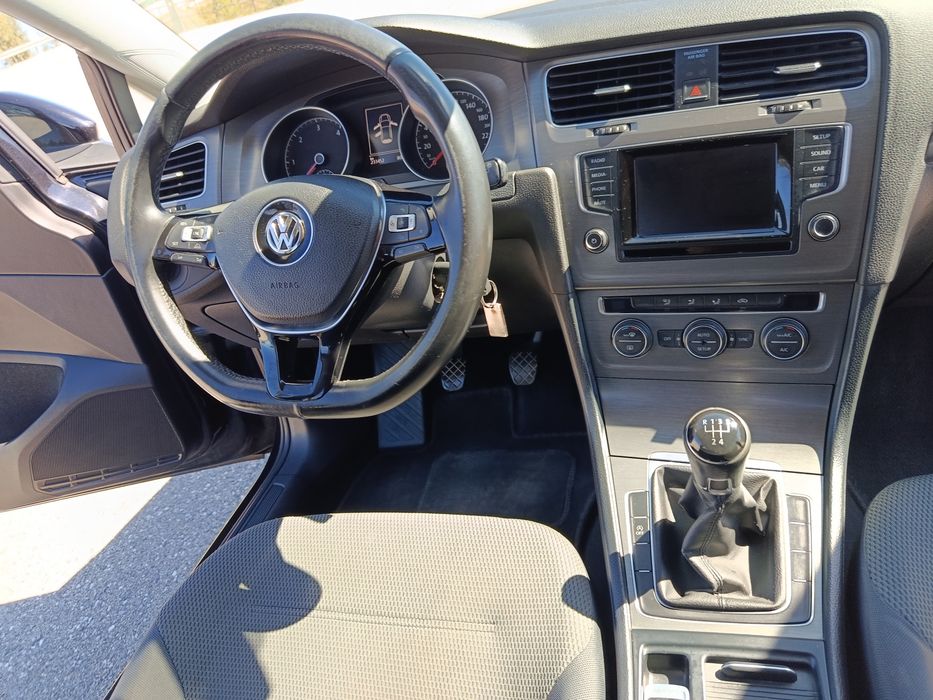 Volkswagen Golf VII
