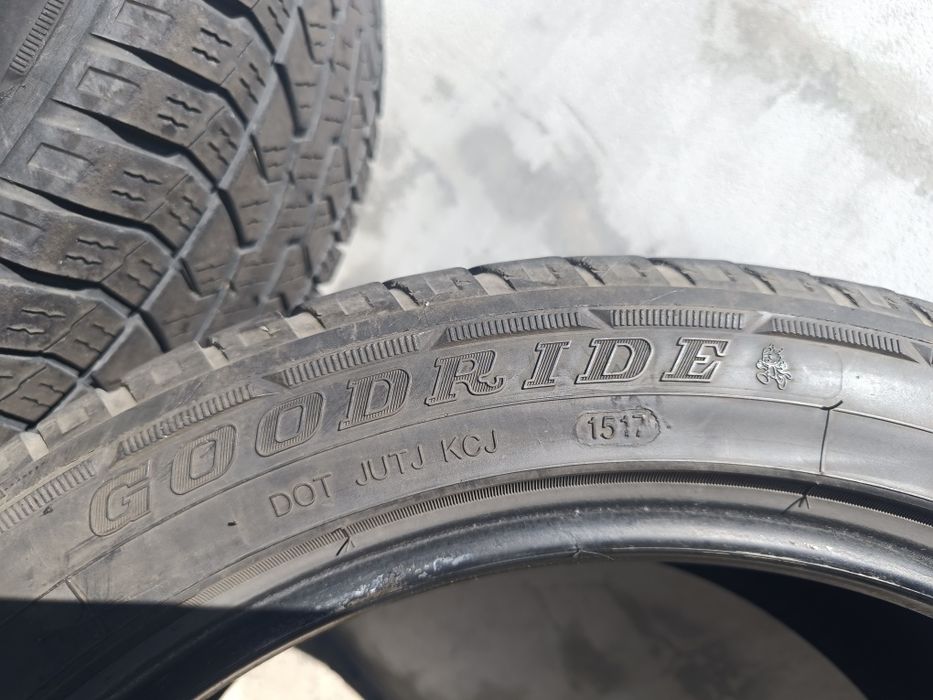 Vendo 4 pneus 275/45/20