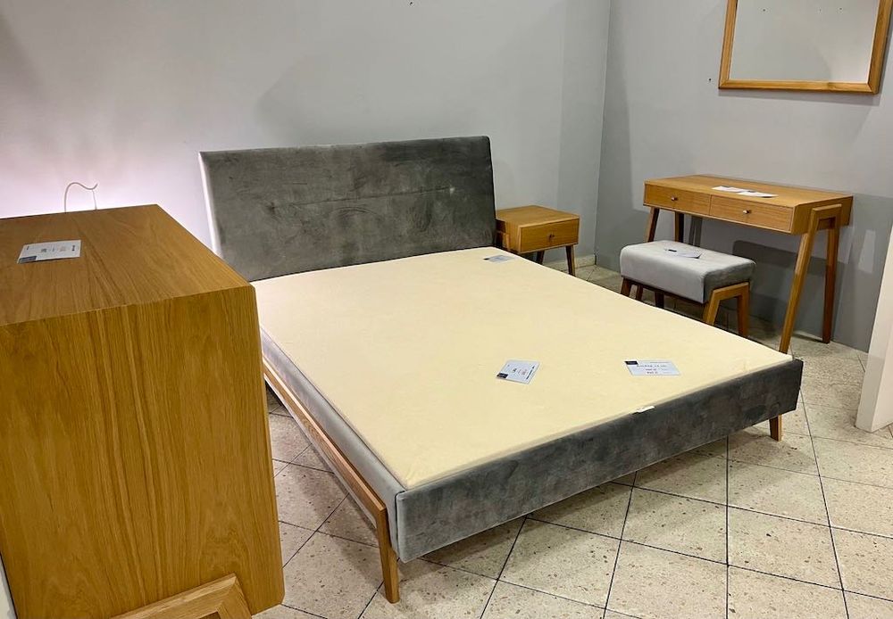 Komplet mebli drewnianych do sypialni Luna