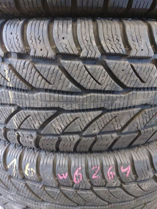 Продам зимние шины 225/55r17