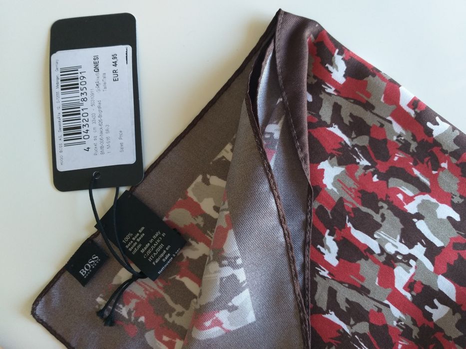 Lencos de bolso Hugo Boss.