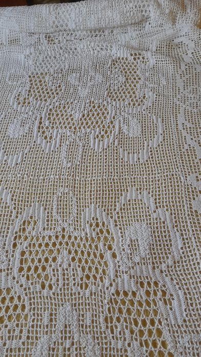 Toalha grande mesa em renda 4,50x1,50m - Nova - ÚLTIMOS DIAS