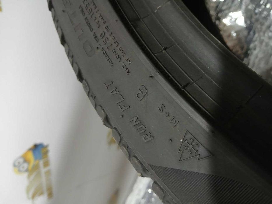 Шина Pirelli 245/40R19. 1шт. Зима Розпаровка 2020р. (0243)