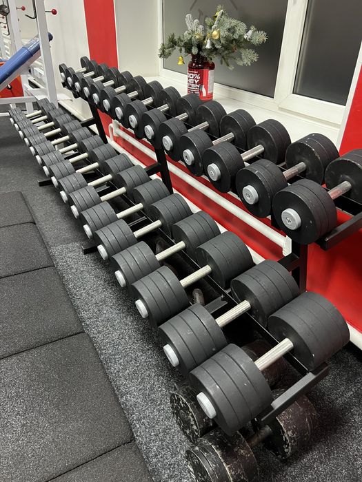 Готовий тренажерний зал у центрі міста — працюй з першого дня