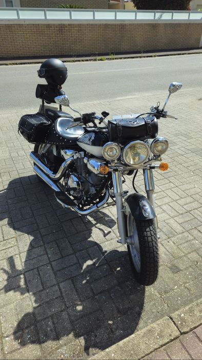 Vendo mota Chooper Keweey Cruiser 250