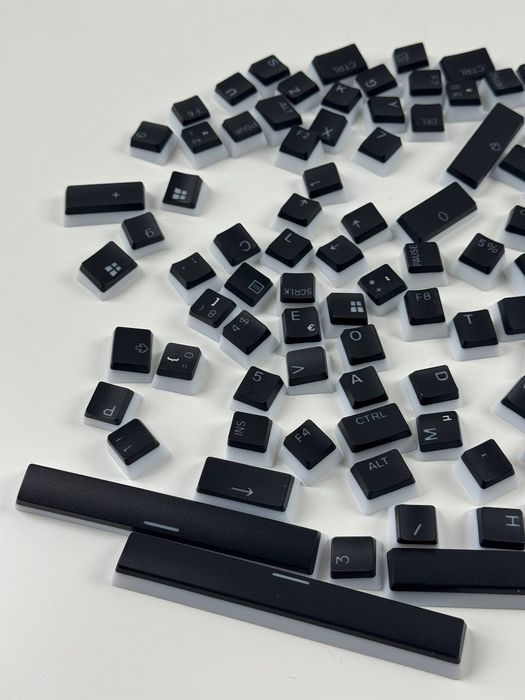 Zestaw keycapów SteelSeries PrismCaps Czarny Niemiecki (60379)