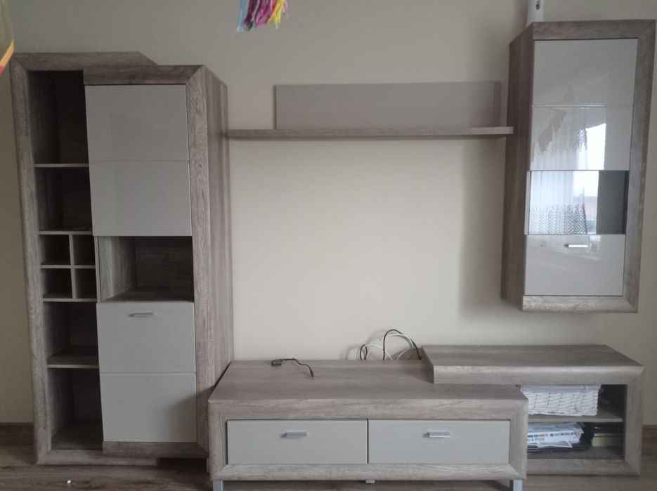 Sprzedam komplet Mebli.