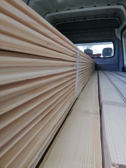 Пило матеріали хвоя