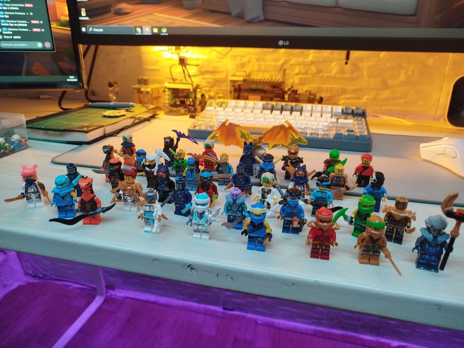 lego minifigures ninjago lot , 40 minifigures