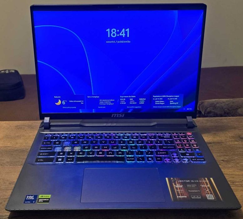 Laptop MSI Vector 16 HX Intel Core Ultra 9 RTX 5080 64 gb ram 4 tb nvme