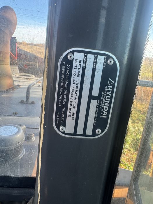 Навантажувач CASE 1221 CAT JSB VOLVO