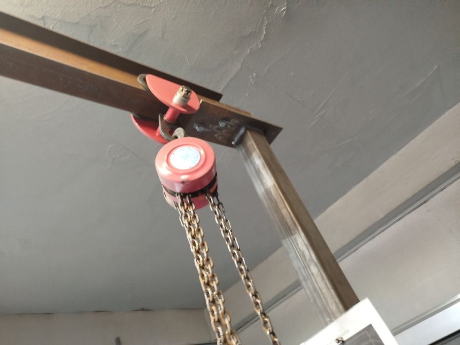 suwnica bramowa jezdna , wyciągarka ręczna, wózek jezdny