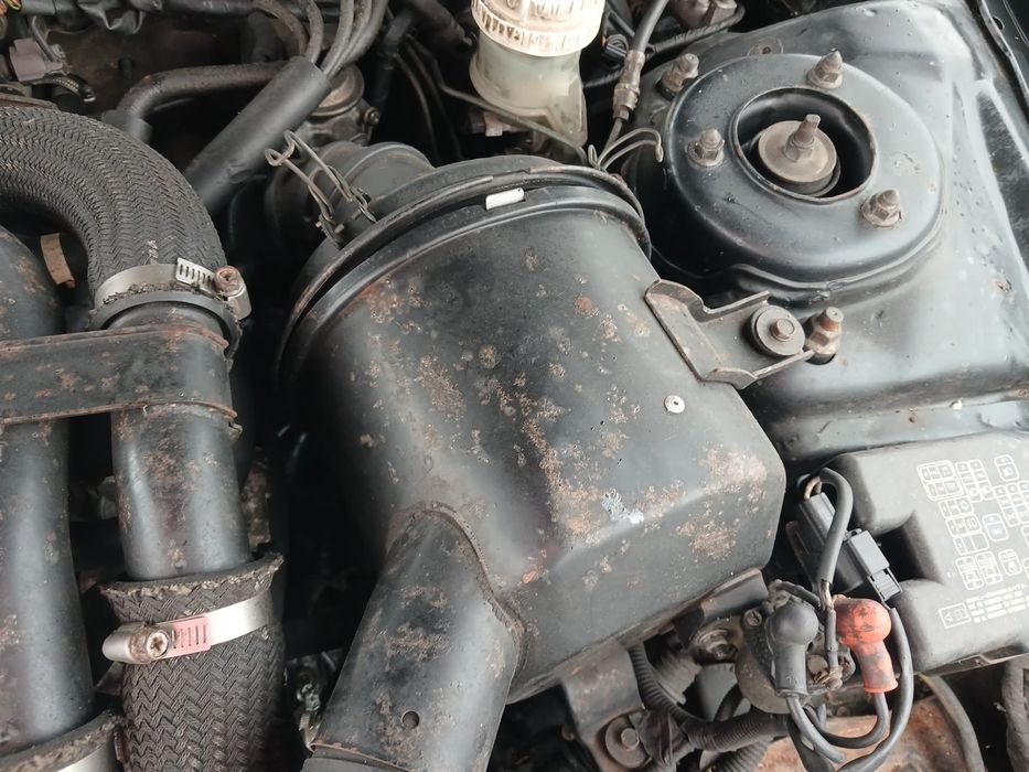 Caixa filtro ar MITSUBISHI Galant VI Sedan (EA_)