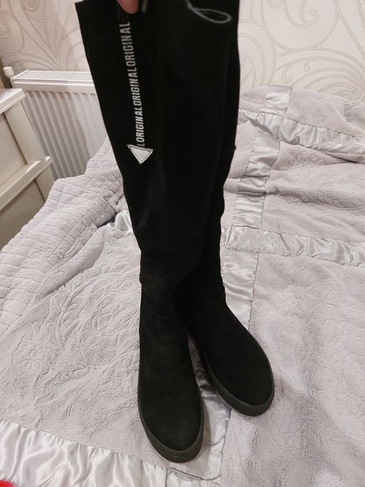 Продам чоботи замшеві еврозима р.39