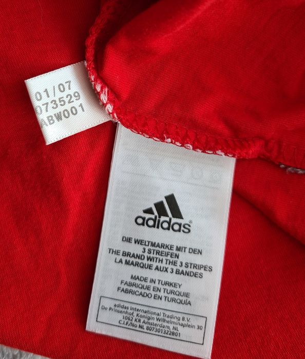 Czerwona koszulka Adidas M