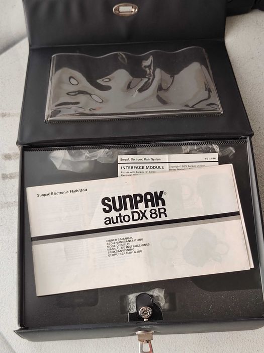 Flash circular Sunpack autoDX 8R para fotografia macro