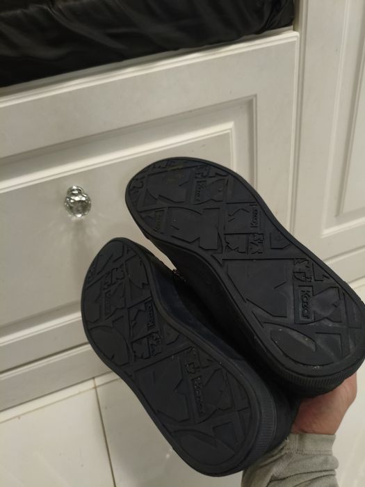 Buty Kazar stan Perfect Ciemny granat rozmiar 42