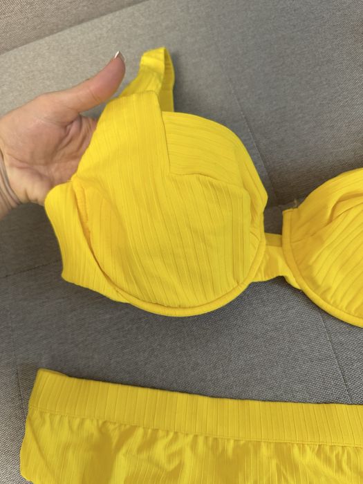 жіночий жовтий купальник calzedonia L