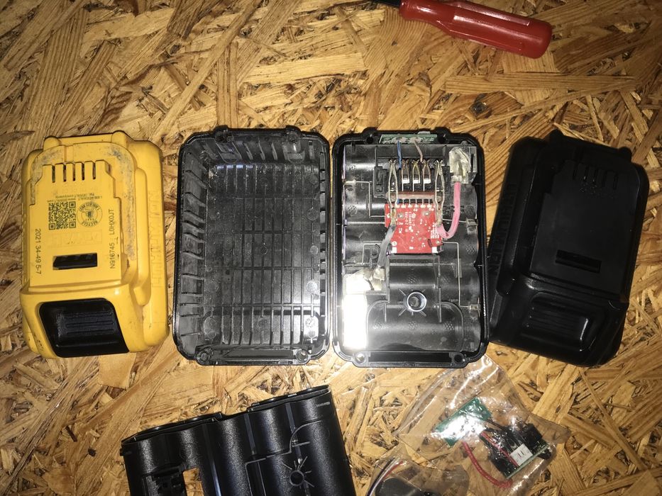 Батарея акумулятор DeWalt dcb182 200 205 205 корпус