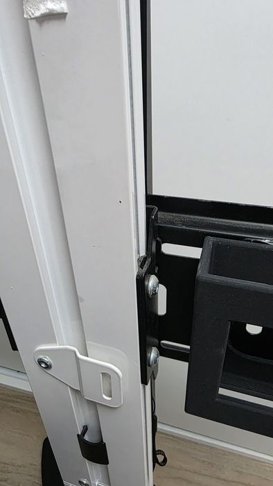 Suporte de chão para TV