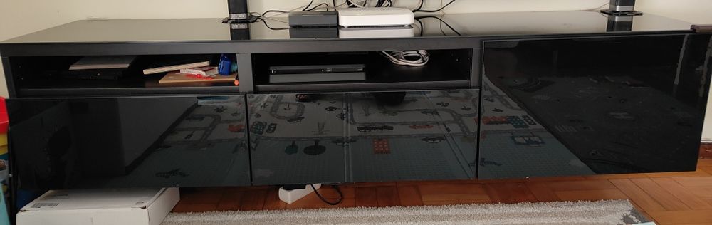 Móvel TV IKEA + bloco suspenso