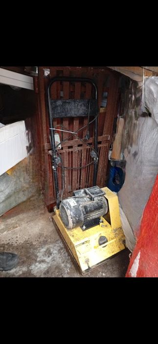 Виброплита плита