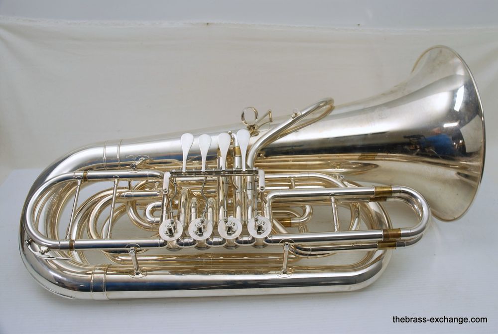 Tuba JUPTER TODA EM PRATA 3/4. 4 rotores