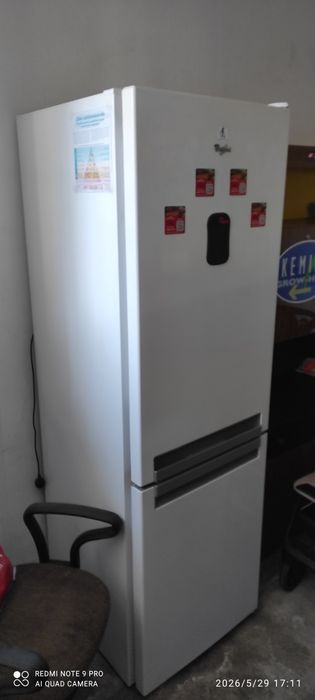 Lodówka Whirlpool używana 2 lata