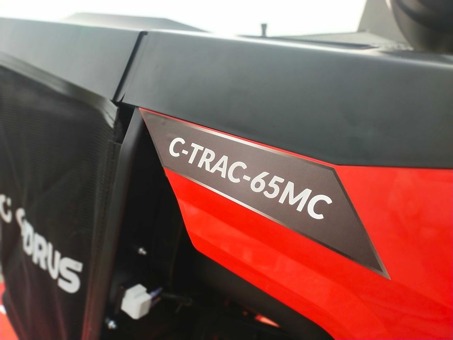 Traktorek Cedrus C-TRAC-65MC idealny na małe trawniki