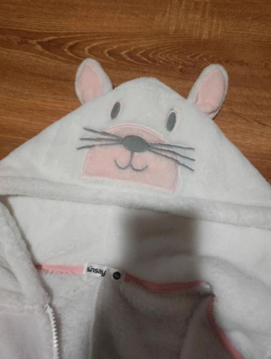 Pirzama  myszka SM