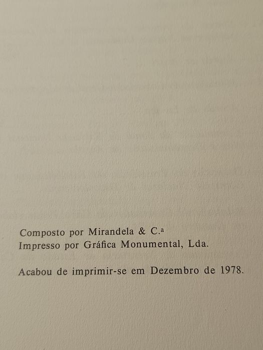 País sem rumo contributo para a história de uma revolução (1978)