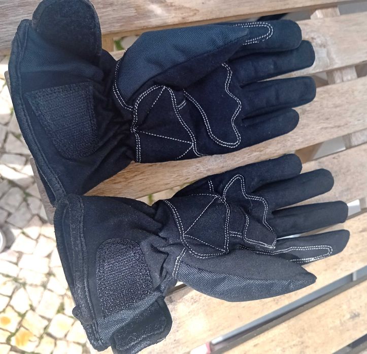 Luvas de mota ou neve pequenas impecáveis