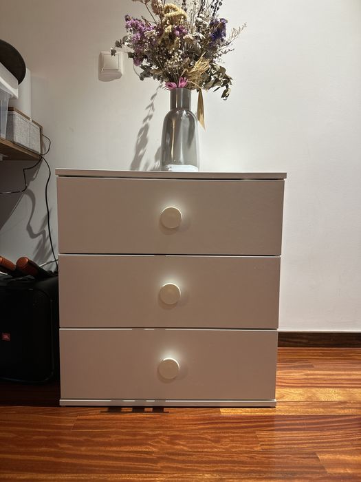 Godishus cómoda  3 gavetas IKEA branco