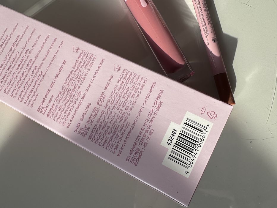 Lip Kit Kylie Cosmetics Kylie 808