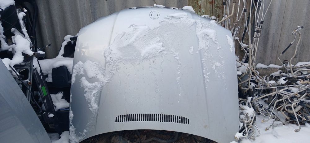 Капот на БМВ е46 компакт