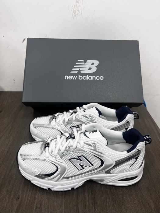 New Balance 530 White Silver Navy R..38.5