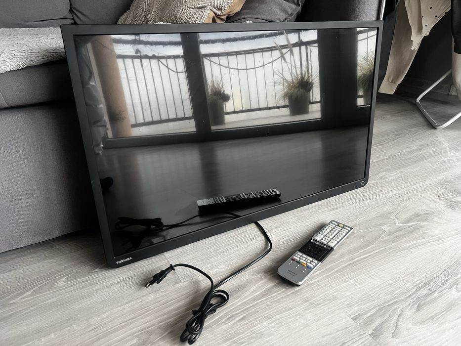 Telewizor Toshiba 32 cale uzywany sprawny