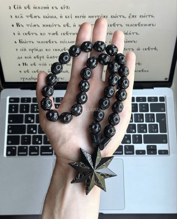 Чорні чотки роза вітрів Четки со звездой в машину епоксидная смола