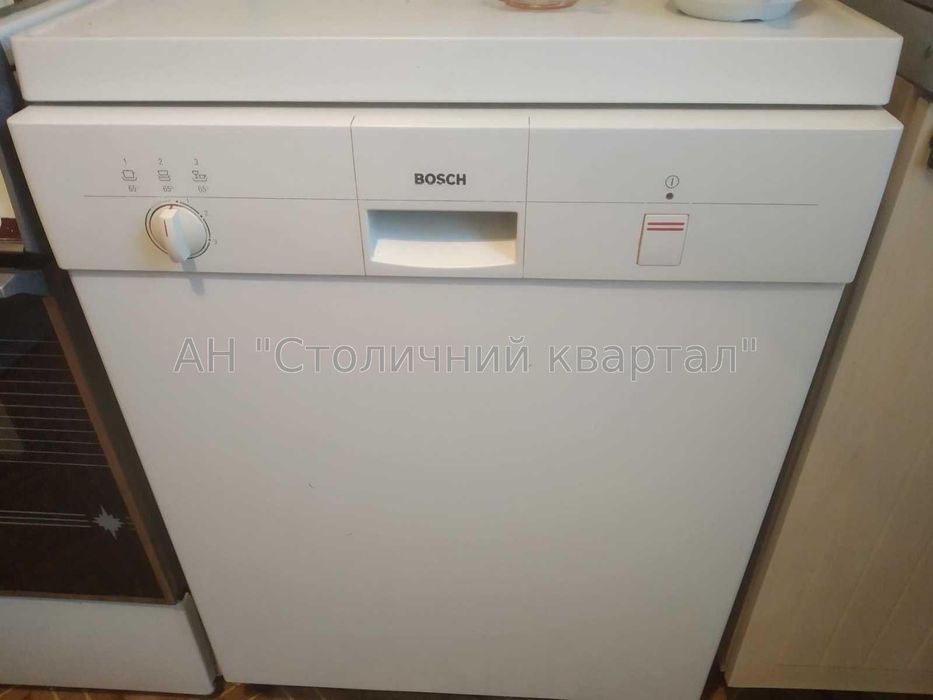 метро Виставковий центр Васильківська Голосіївський 116а