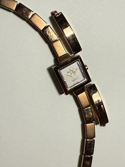 Годинник Romanson