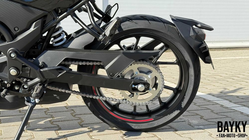 CFMOTO 250NK lite (version EFI, ABS)