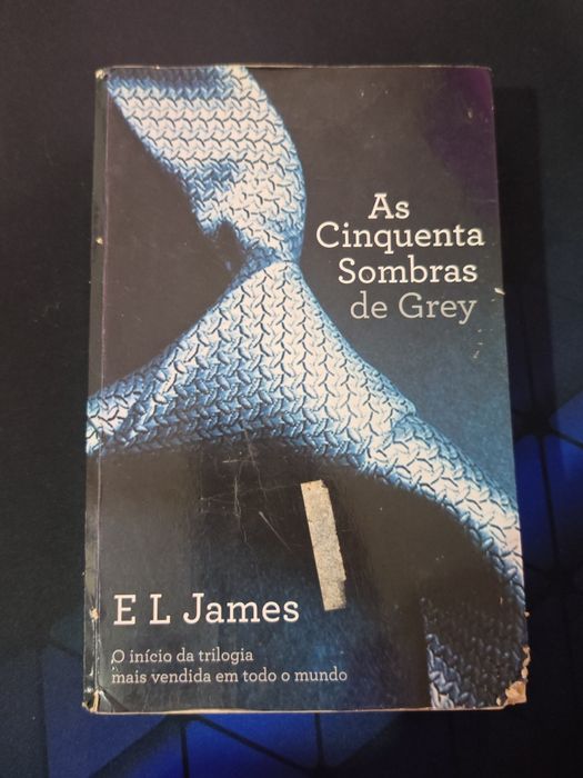 Livro As cinquenta sombras de Grey